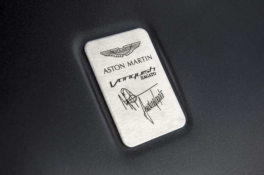 Логотип Aston Martin Vanquish Zagato Volante 2017 года  (WW) (фото 14 из 24)